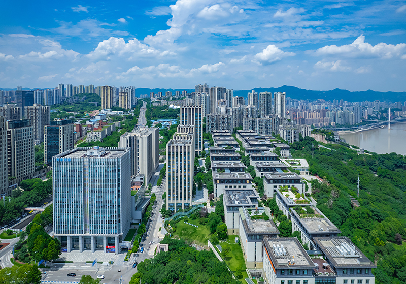 2023年8月4日，重慶，區(qū)塊鏈數(shù)字經(jīng)濟(jì)產(chǎn)業(yè)園。